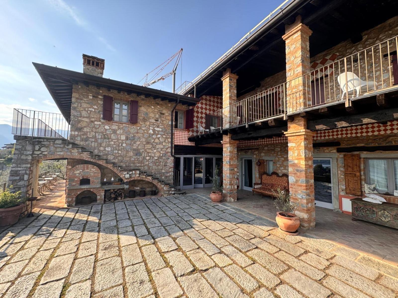 Agriturismo Cascina Carai Marone Eksteriør billede